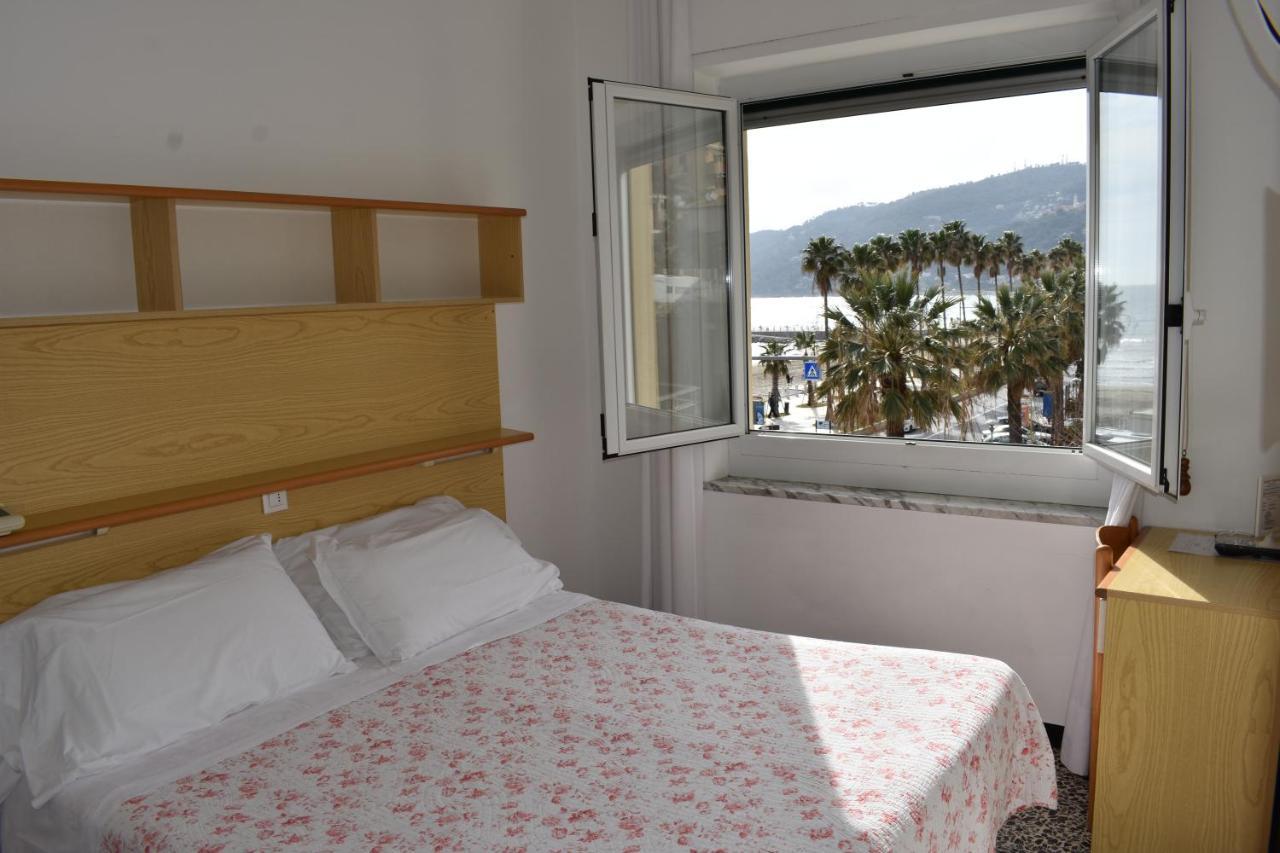 Hotel Garden Marina dʼMarina dʼAndora Exterior foto